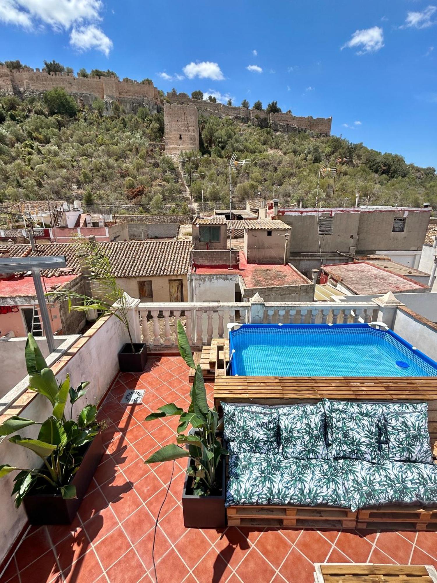 Casa Con Jacuzzi Y Piscina Con Vistas Al Castillo 科尔韦拉德拉里韦拉 外观 照片