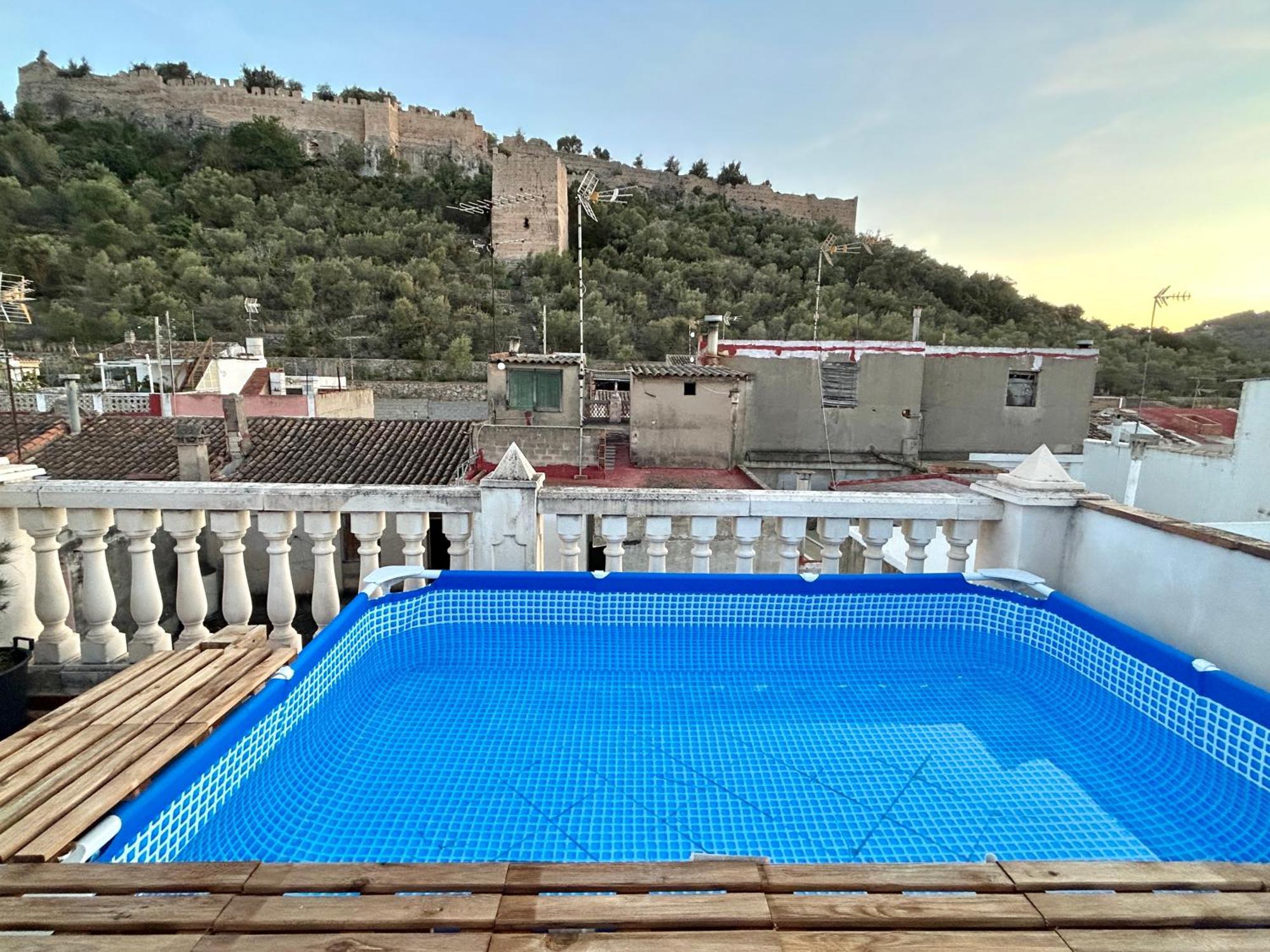 Casa Con Jacuzzi Y Piscina Con Vistas Al Castillo 科尔韦拉德拉里韦拉 外观 照片