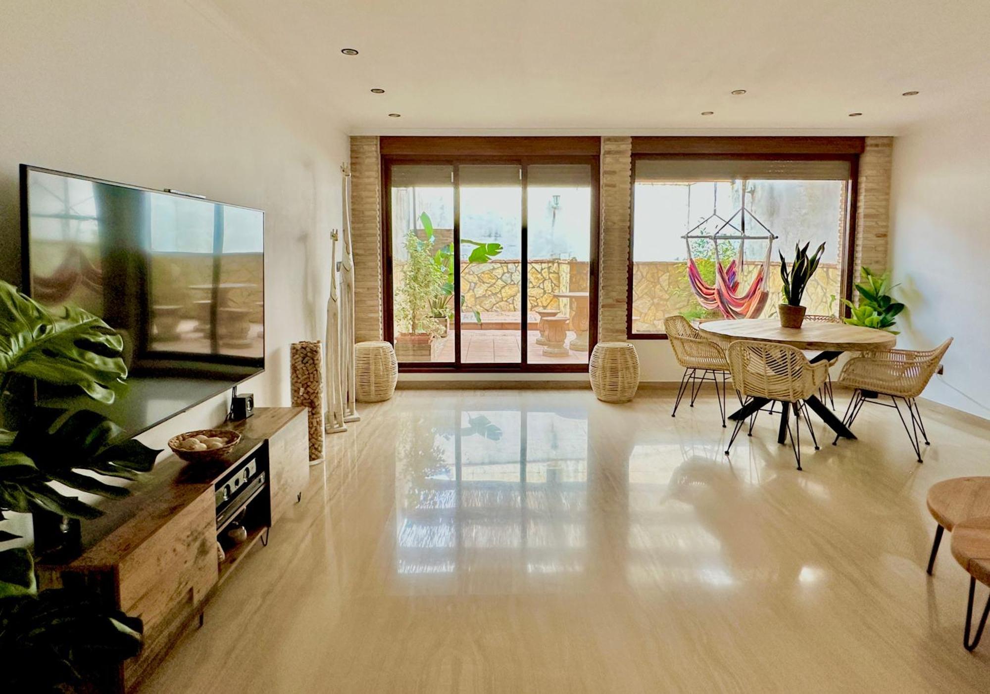 Casa Con Jacuzzi Y Piscina Con Vistas Al Castillo 科尔韦拉德拉里韦拉 外观 照片