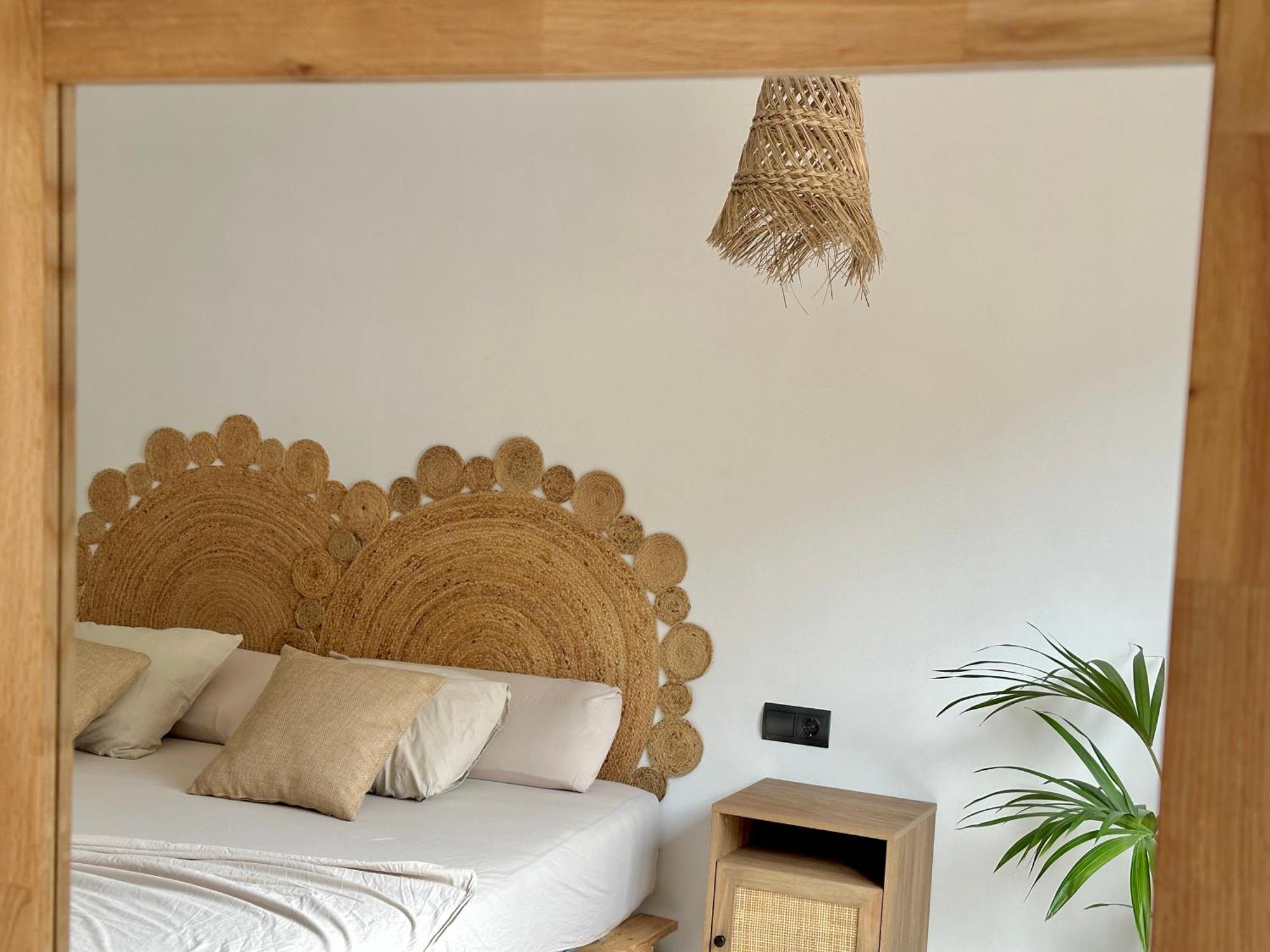 Casa Con Jacuzzi Y Piscina Con Vistas Al Castillo 科尔韦拉德拉里韦拉 外观 照片